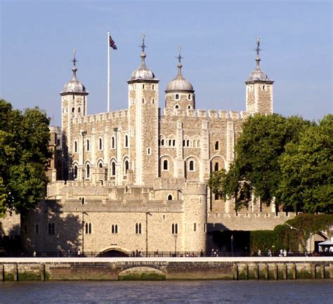 wikipedia tower of london